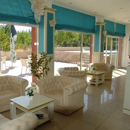 Ruby Apartahotel Sunny Beach