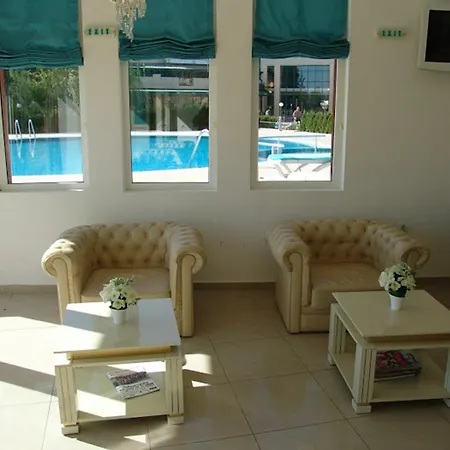 Ruby Apartahotel